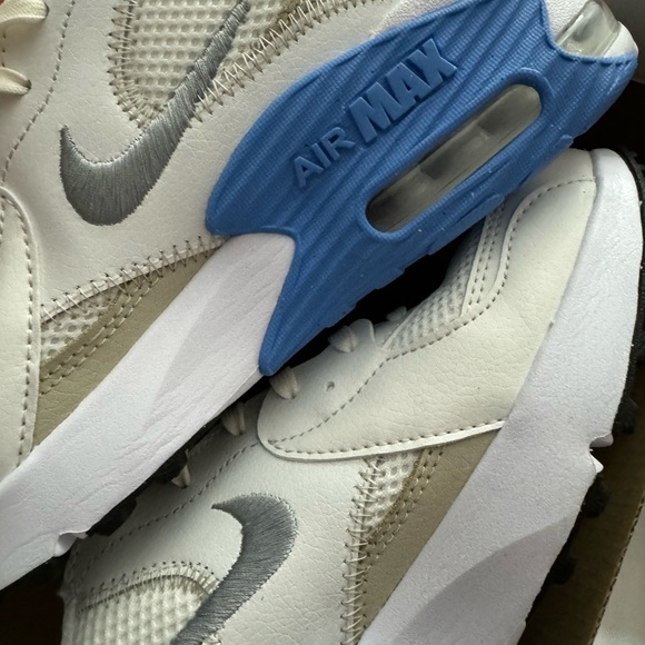 Woman Air Max Excee 'Summit White University Blue' - Picture 3 of 4